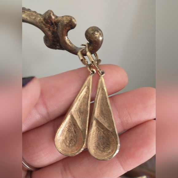 Vintage Tear Drop Blue Swirl wirl Art Deco Earrings - Picture 3 of 3